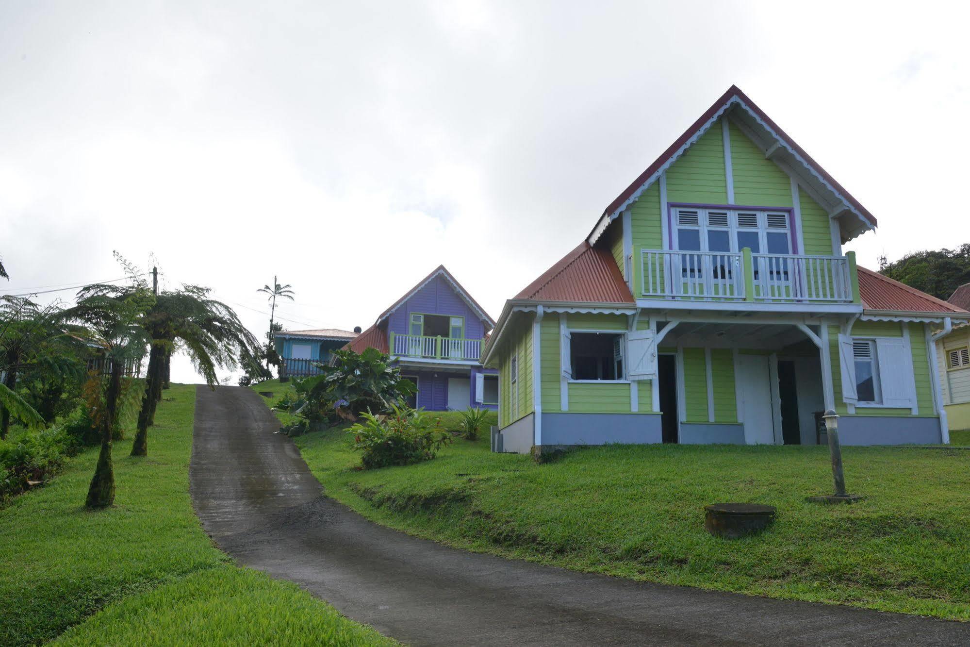 Auberge De La Montagne Pelee Hotel Saint-Pierre Bagian luar foto